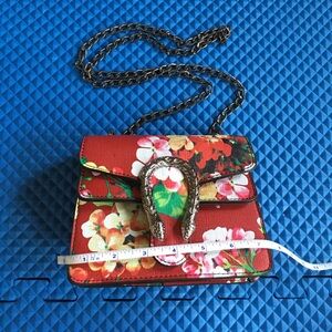 Floral Red Shoulder Bag with Chain Strap